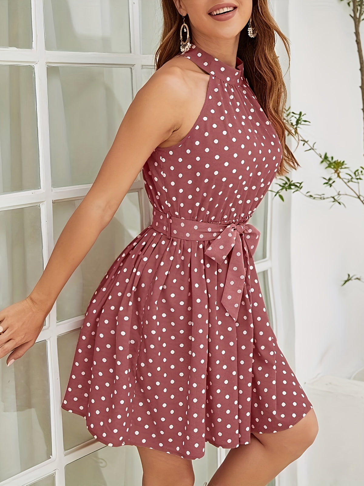Robe élégante à pois sans manches #Paris