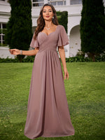 Robe longue élégante à volants en chiffon