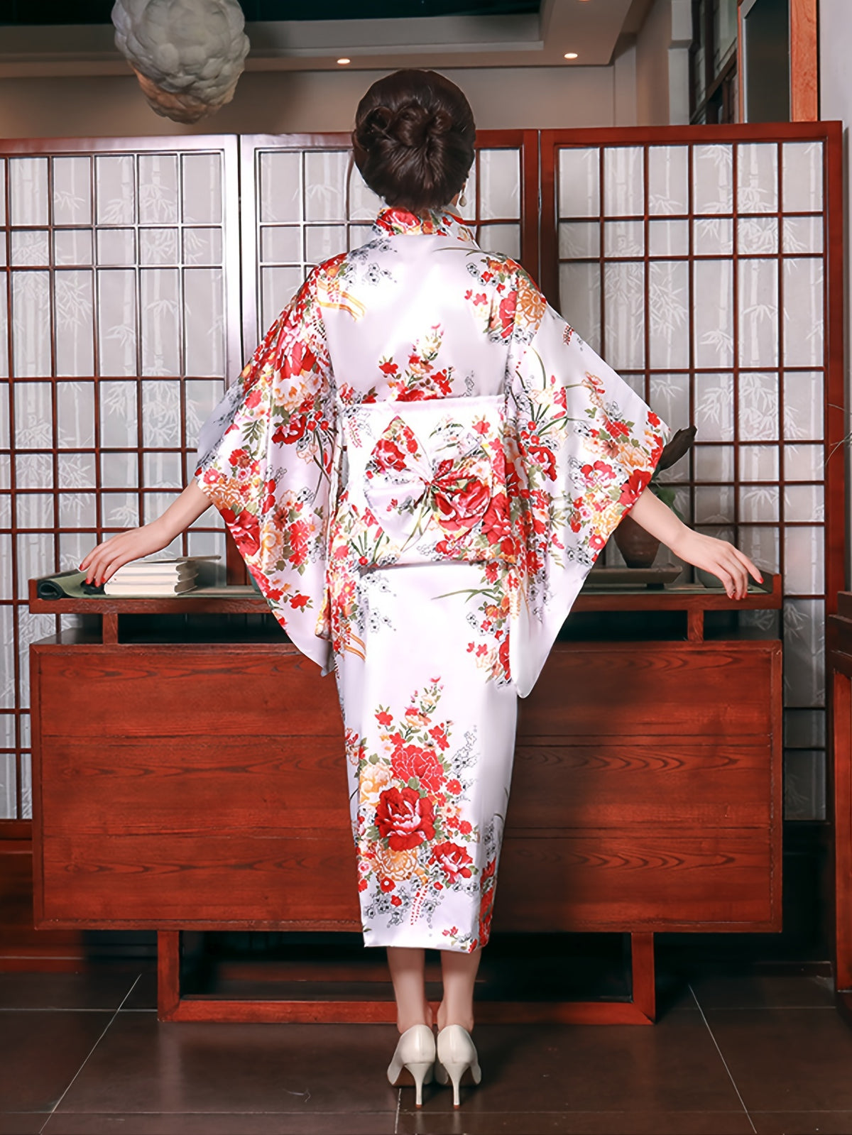 Kimono élégant à imprimé floral pour femme