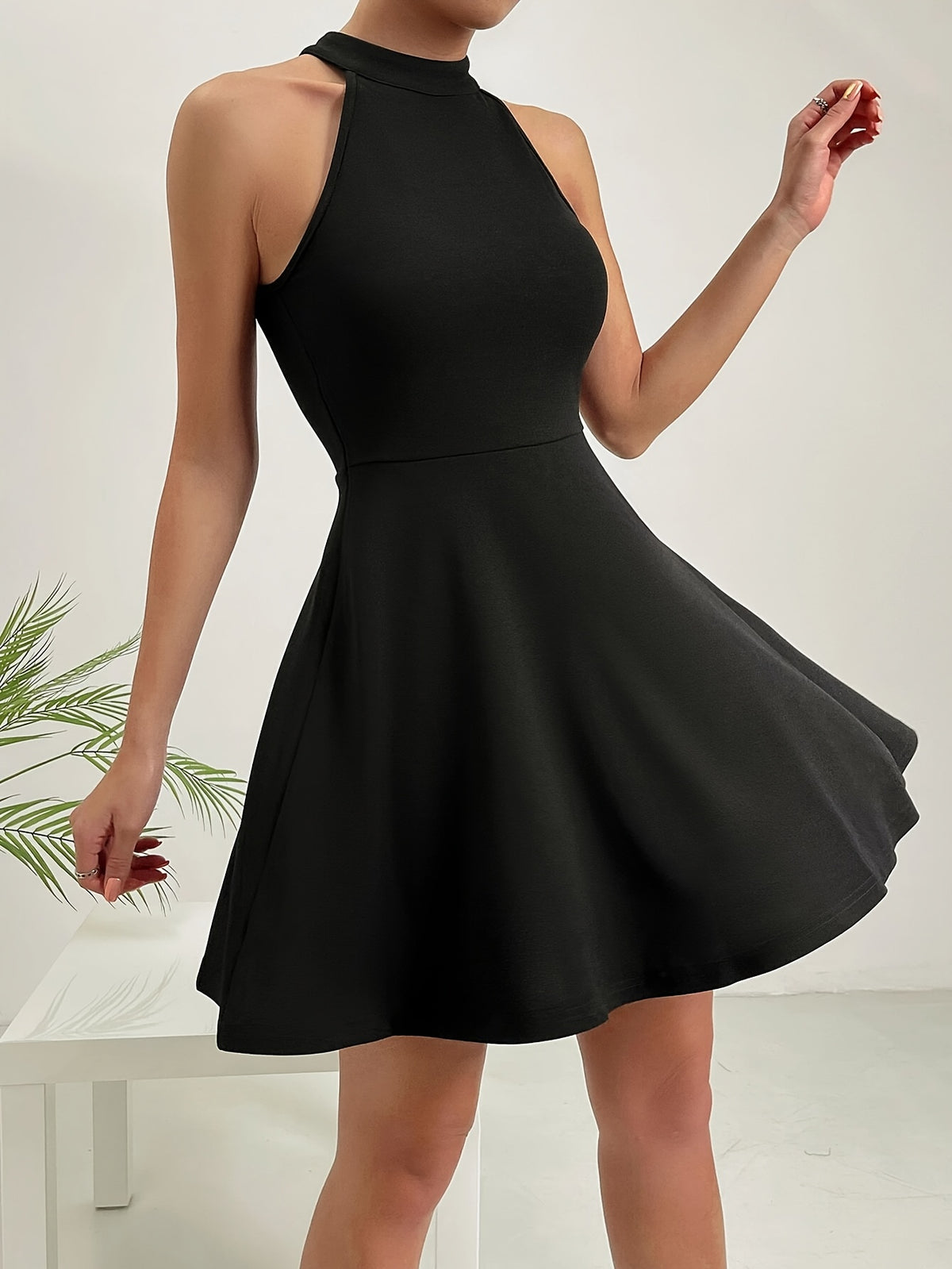 Robe élégante à col halter #Paris
