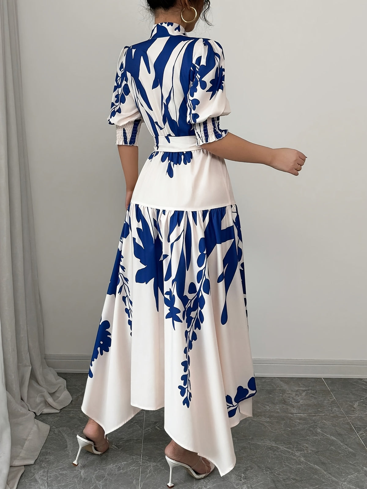 Robe portefeuille fleurie élégante #Paris