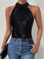 Top noir dos nu à sequins avec col halter, chic et brillant pour soirée élégante.