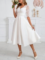 Robe midi élégante à col v en dentelle