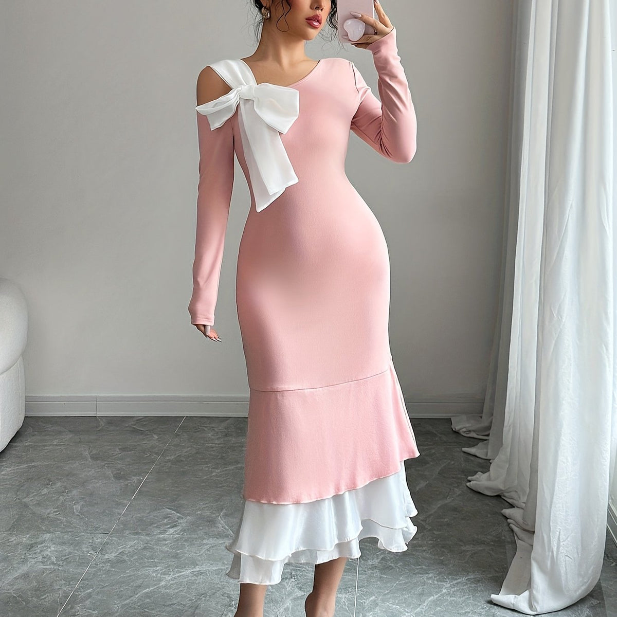 Robe tricotée asymétrique à une épaule avec nœud #Paris
