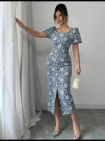 Robe midi à imprimé floral bleu et blanc