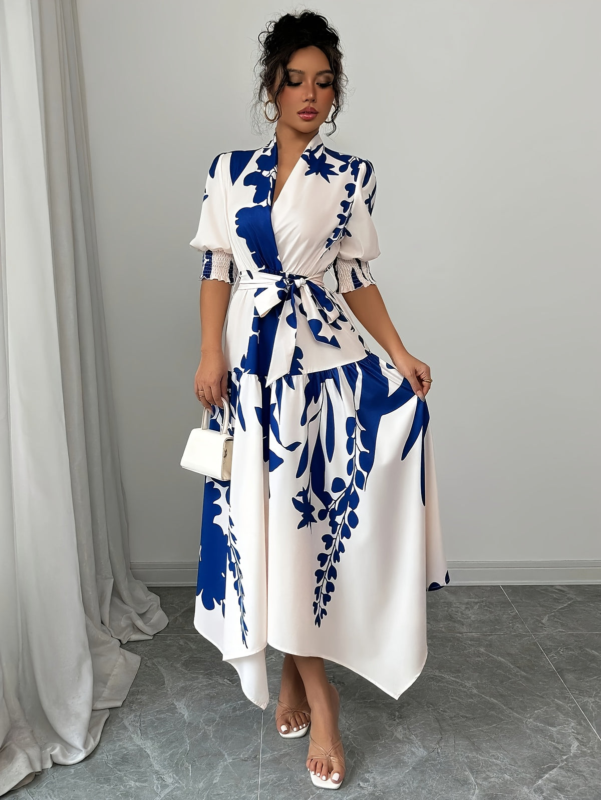 Robe portefeuille fleurie élégante #Paris