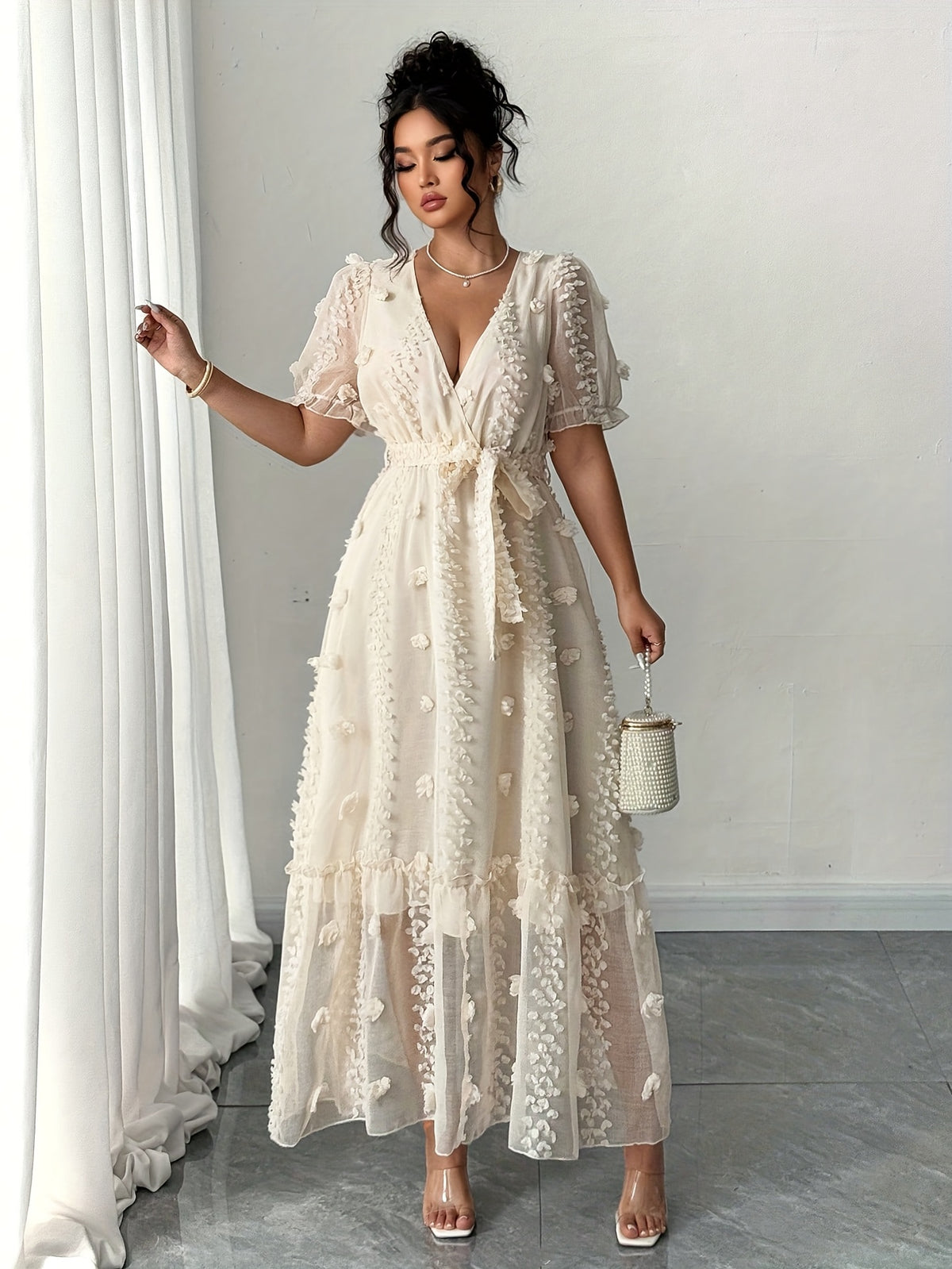 Robe maxi élégante col v avec manches bouffantes #Paris