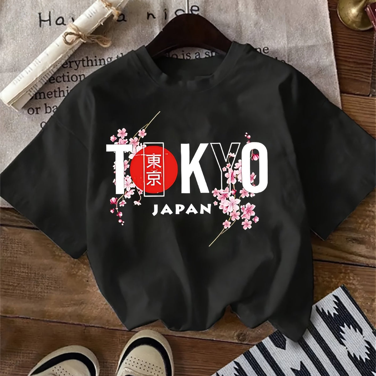 T-shirt femme imprimé Tokyo cerisier en fleurs