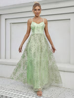 Robe longue élégante dos nu avec dentelle brodée