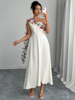 Robe longue française avec épaules dénudées
