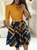 Robe évasée à motif géométrique avec col en V #Paris