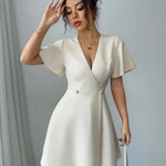 Robe blanche élégante à manches papillon #collection Paris