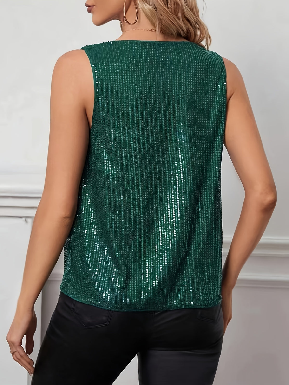 Top à sequins vert en V – l'élégance scintillante pour toutes les occasions