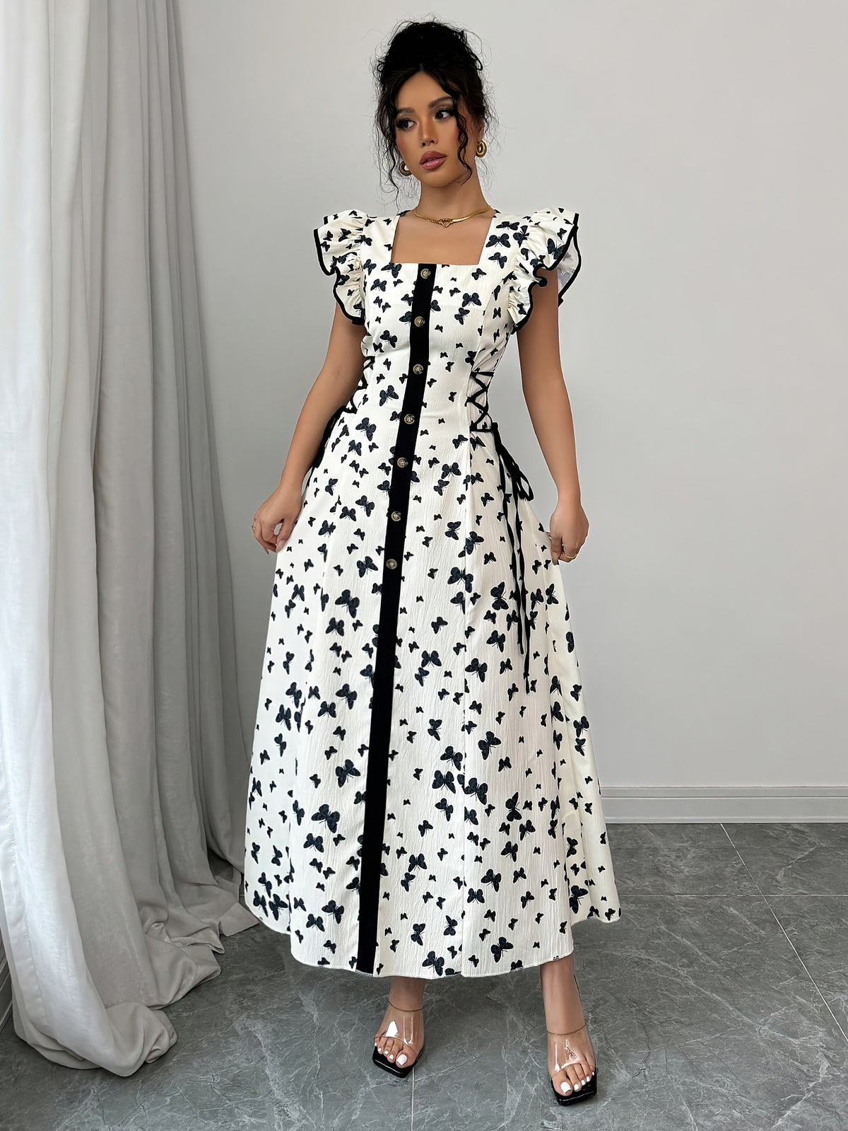 Robe élégante à imprimé papillon #Paris