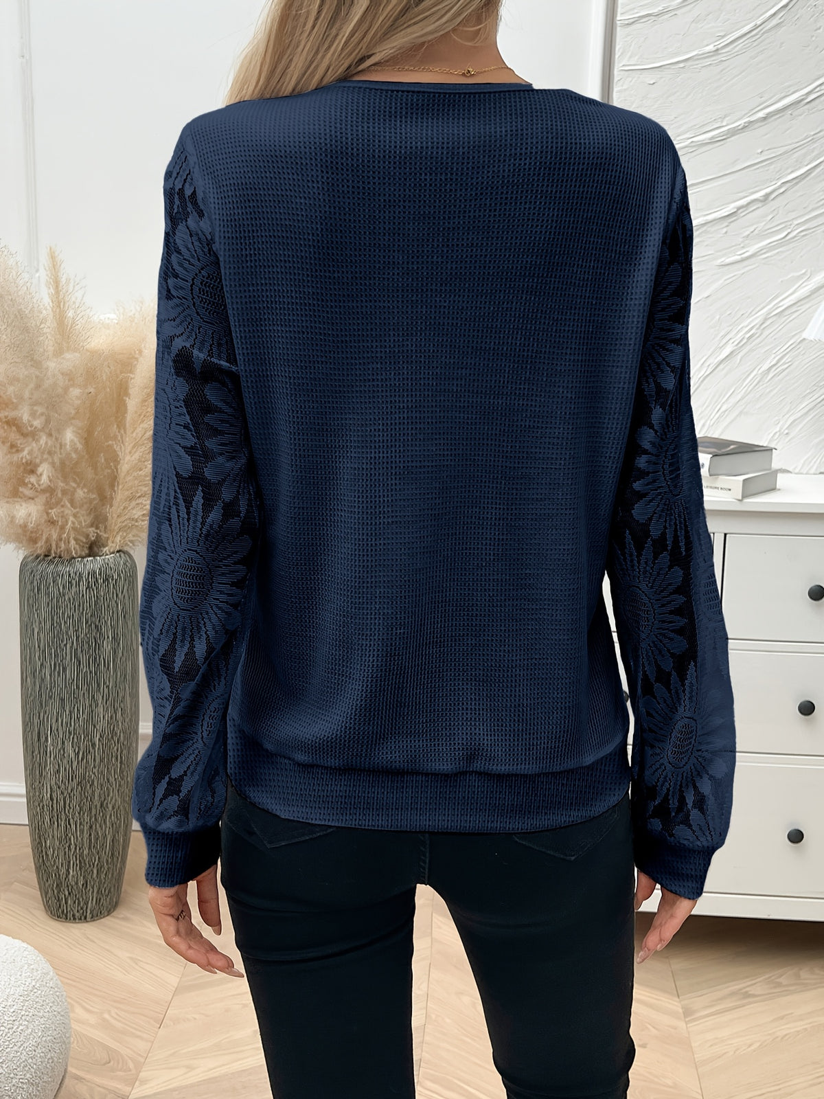 T-shirt femme élégant à col en V #Paris