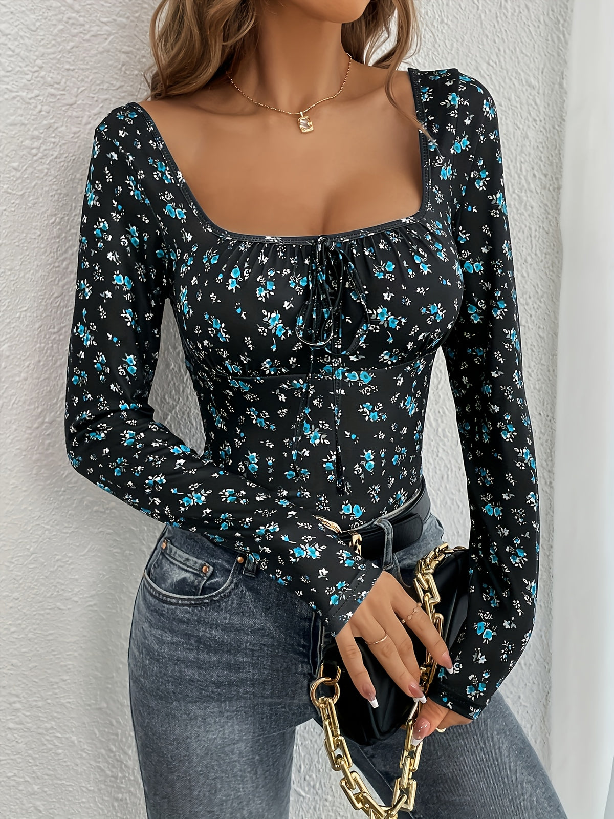 Blouse fleurie à encolure carrée pour femme #Paris