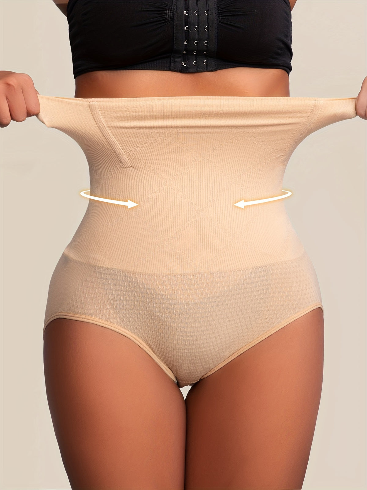 Culotte gainante beige taille haute – effet ventre plat