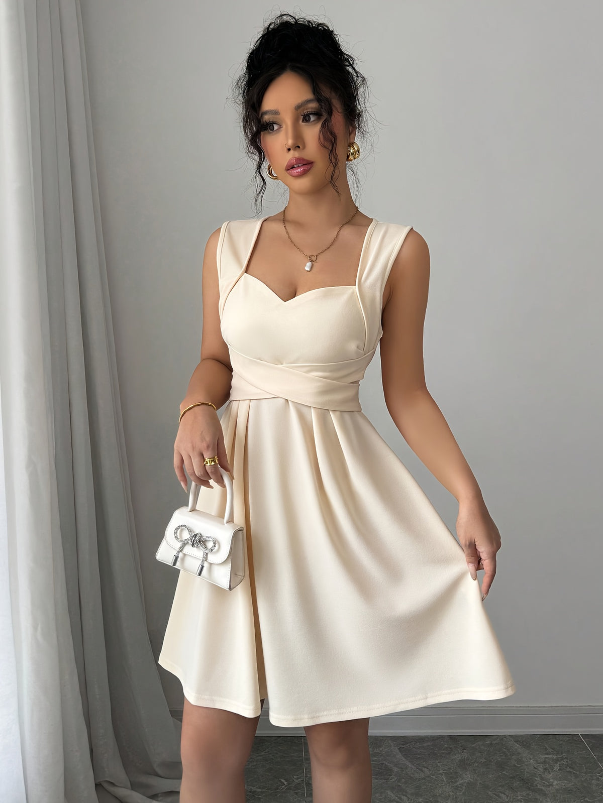 Robe élégante sans manches pour femme