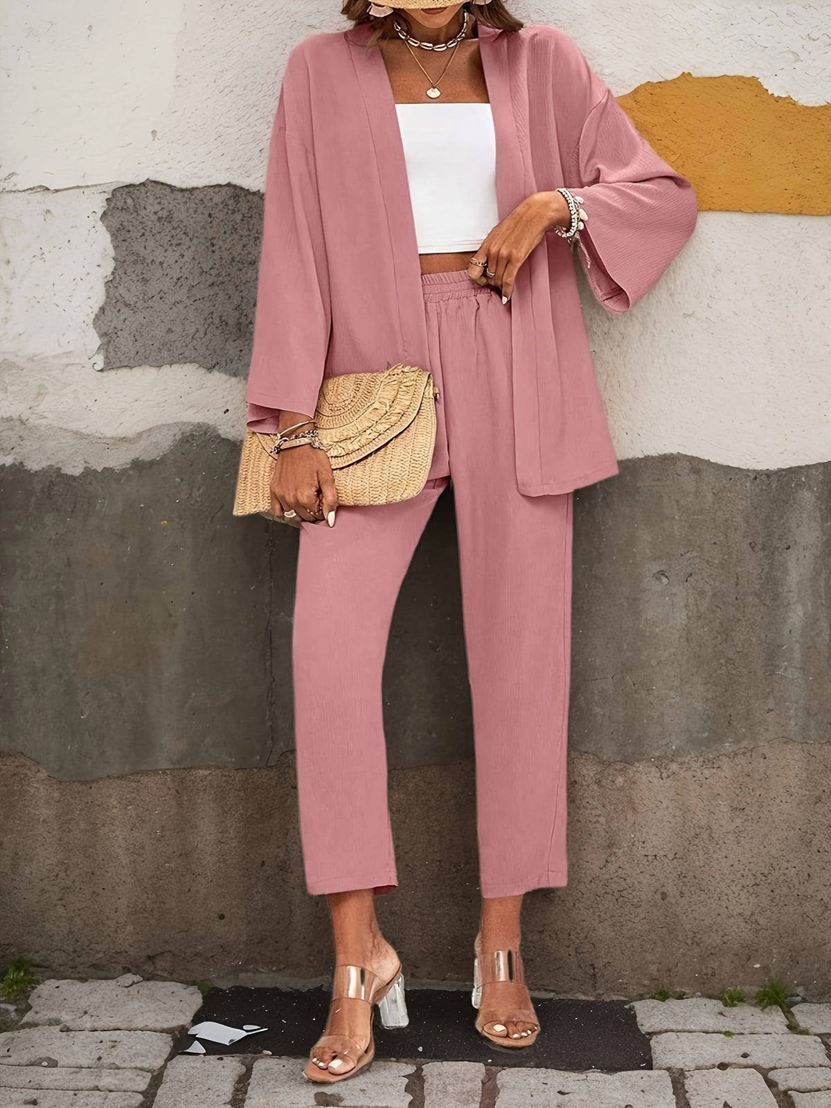 Ensemble élégant avec cardigan à manches longues