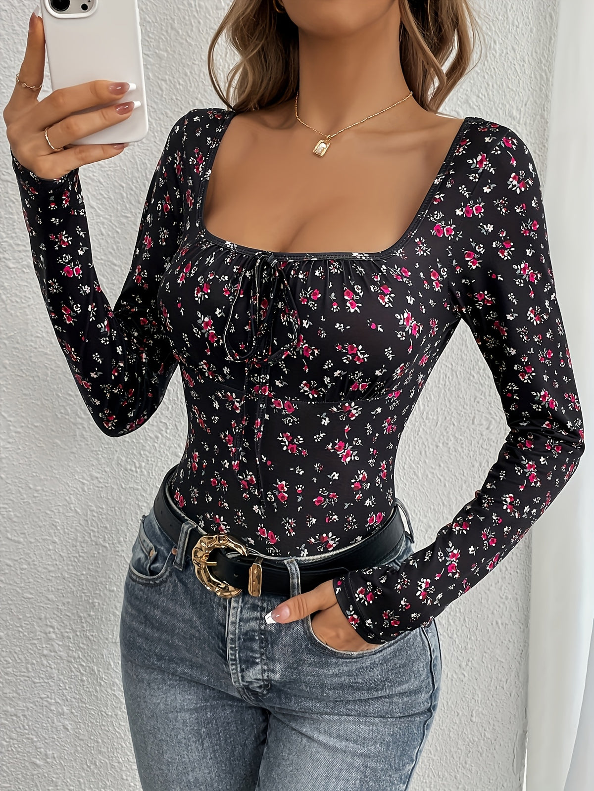 Blouse fleurie à encolure carrée pour femme #Paris
