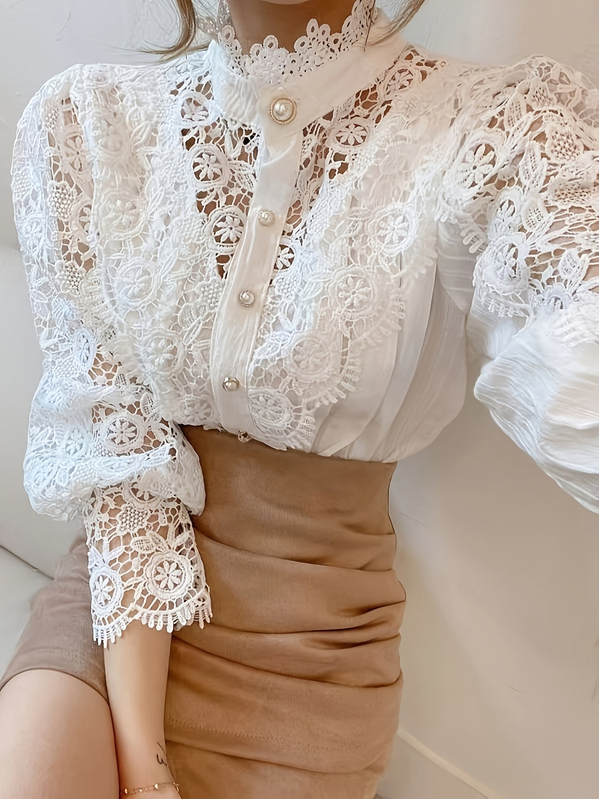 Blouse en dentelle blanche élégante #collection Paris 2025