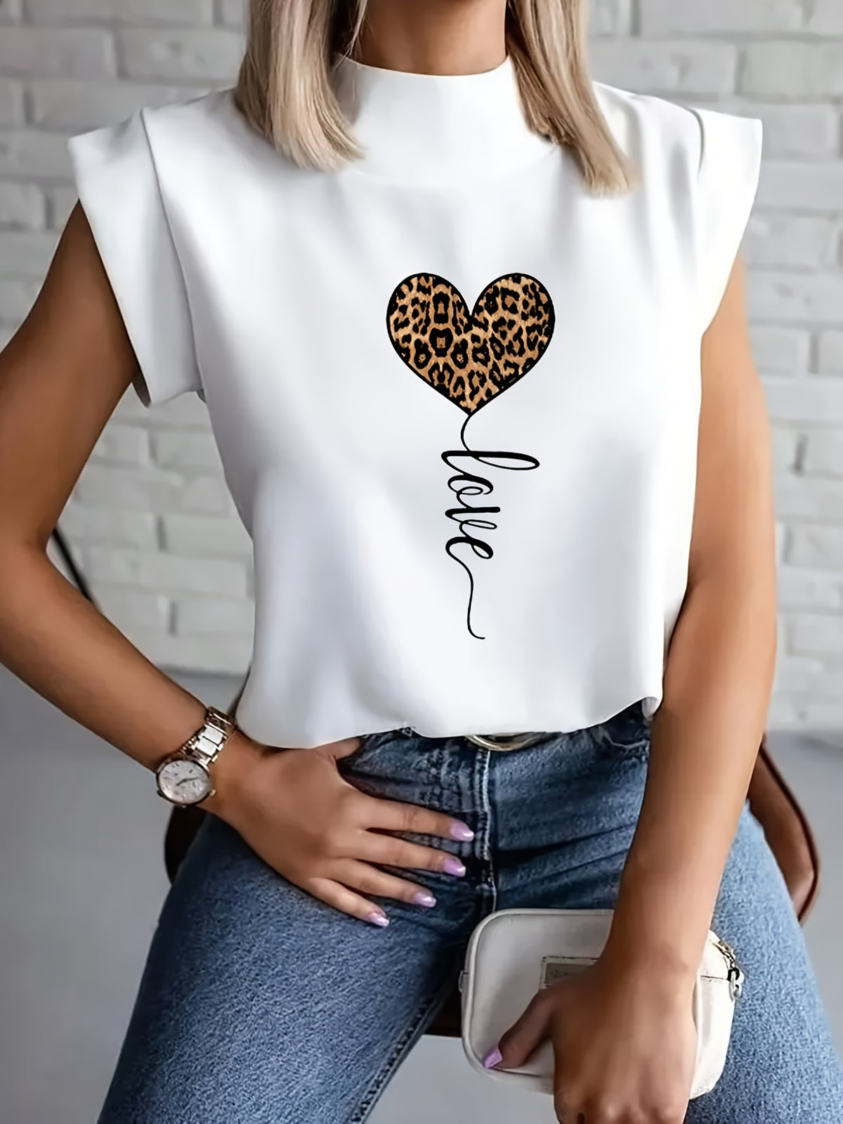 Haut blanc avec imprimé cœur léopard #collection Monaco